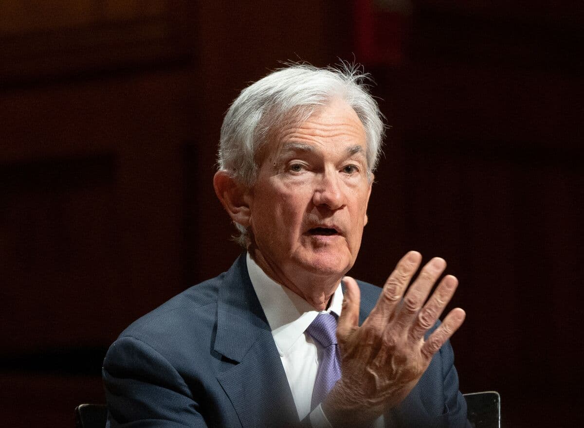 US Bond Traders Reverse Course to Bet Again on Fed Cut This Year - Bloomberg.com