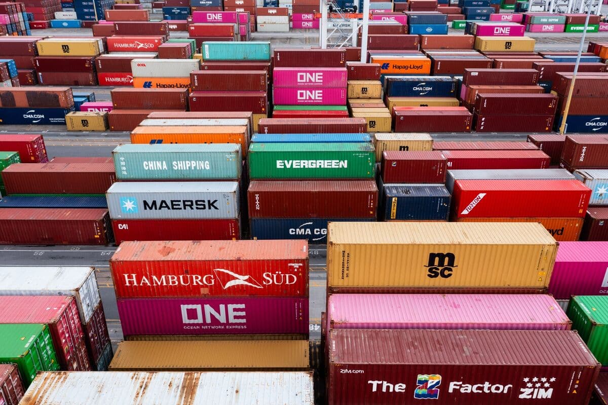 Trump’s Latest 10% Tariffs Found Unlawful by US Trade Court - Bloomberg.com