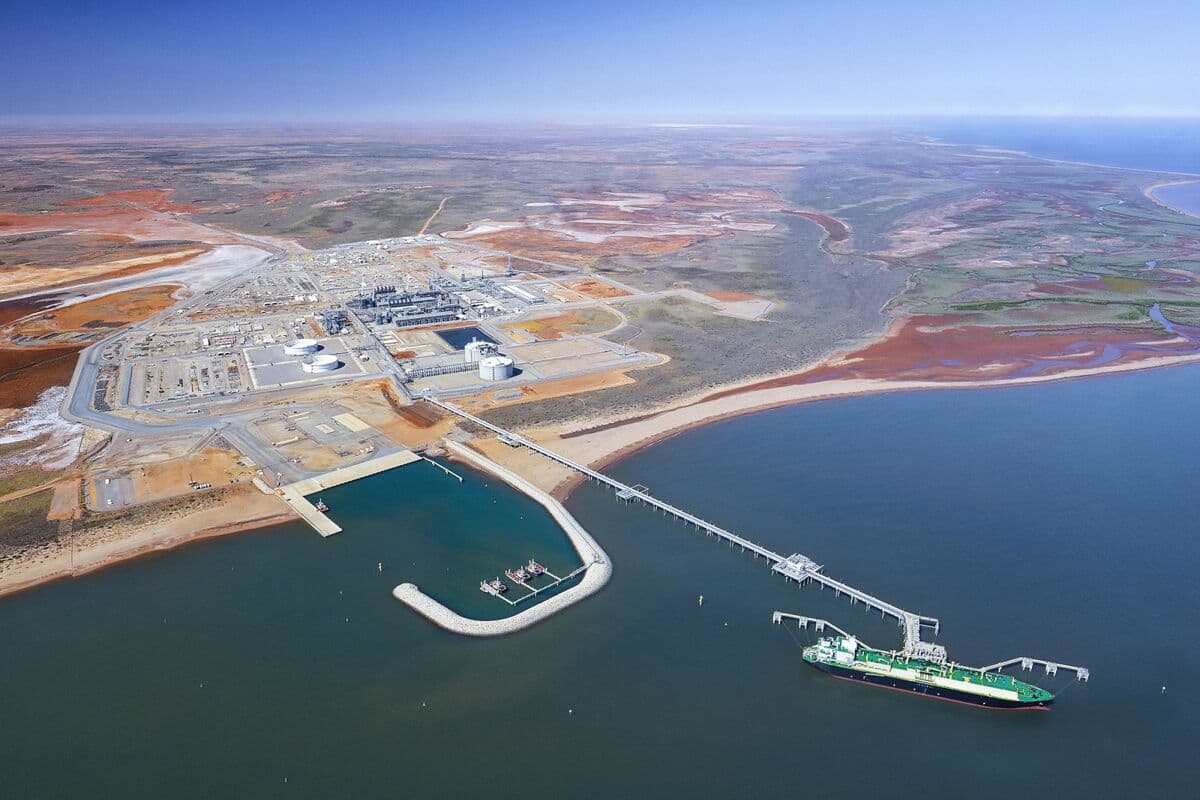 Chevron Says Damage to Wheatstone Gas Facility to Affect Restart - Bloomberg.com