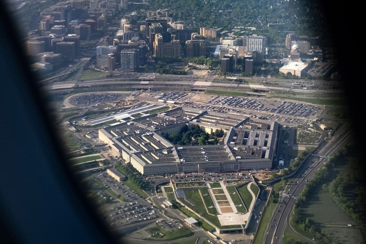 Nvidia, Microsoft, AWS Expanding Classified Military AI Use - Bloomberg.com
