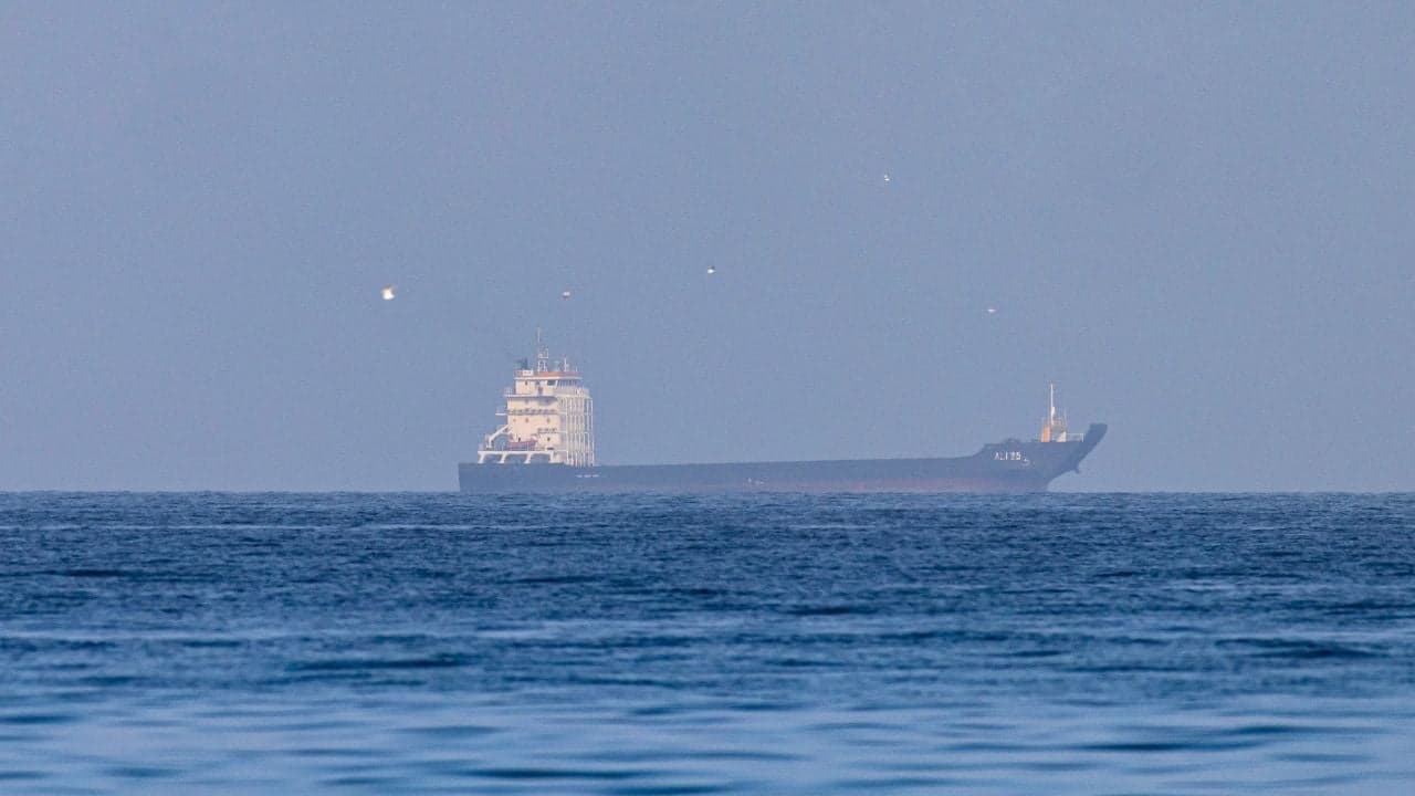 Second US fighter jet downed by Strait of Hormuz as search for F-15E crew member in Iran continues - Fox News