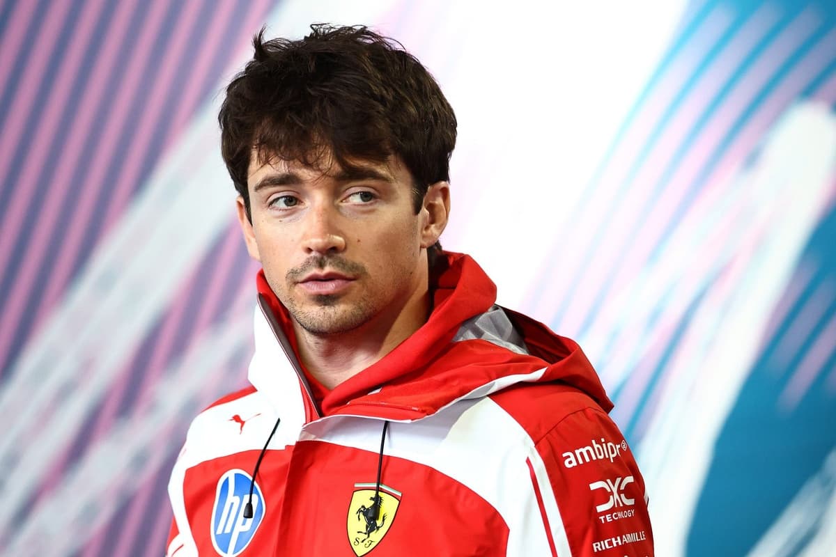 Charles Leclerc handed huge Miami GP penalty after battle with Max Verstappen and George Russell - Motorsport.com