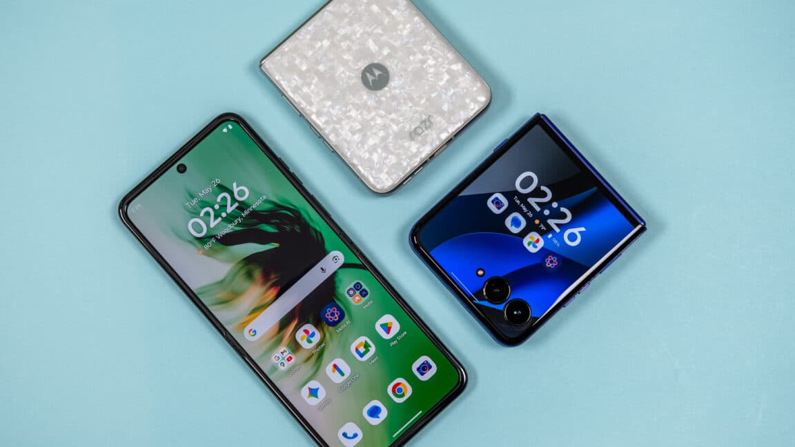 Motorola’s 2026 Razrs are almost worth buying just for their stunning looks… almost - Ars Technica