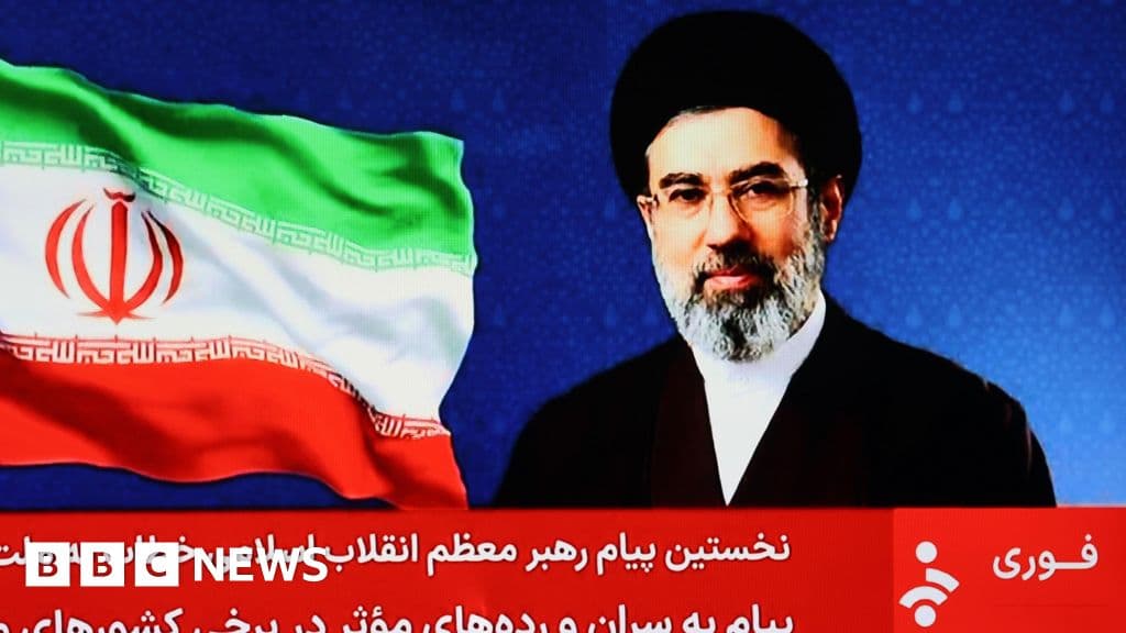 Mojtaba Khamenei: Iranians react to new Supreme Leader's first address - BBC