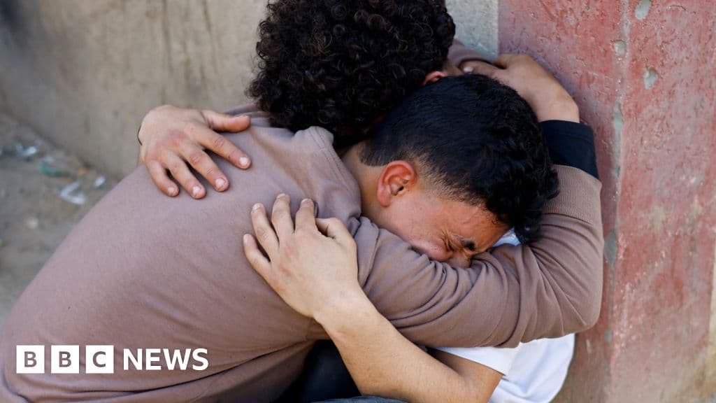 Ten killed in Israeli strikes and clashes between Hamas and militia in Gaza, local sources say - BBC
