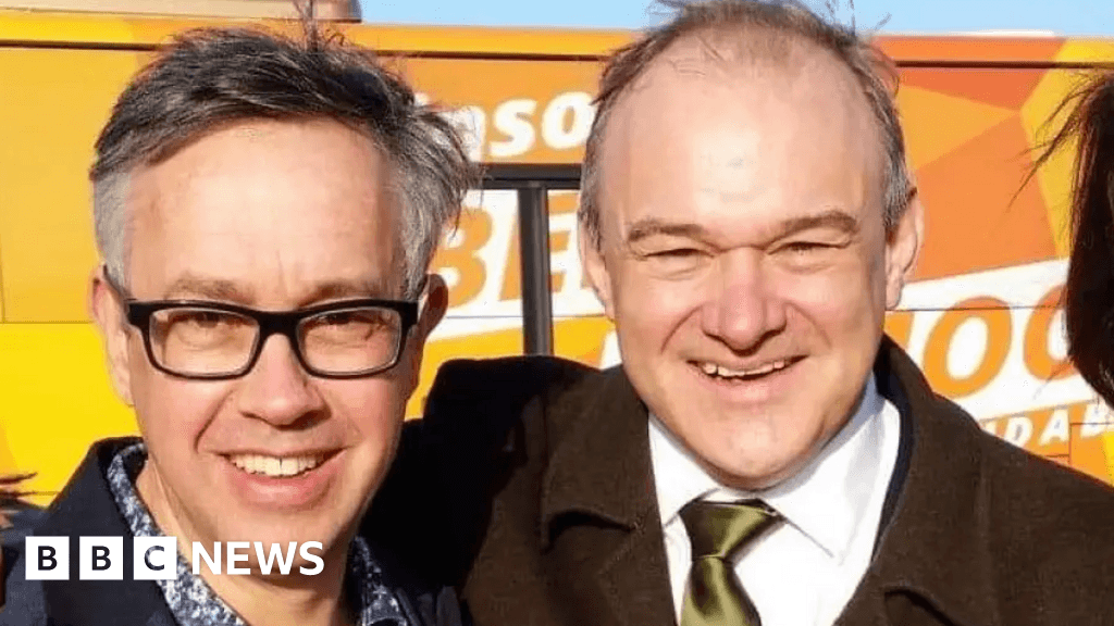 Lib Dems face call for inquiry into deselection of election candidate - BBC