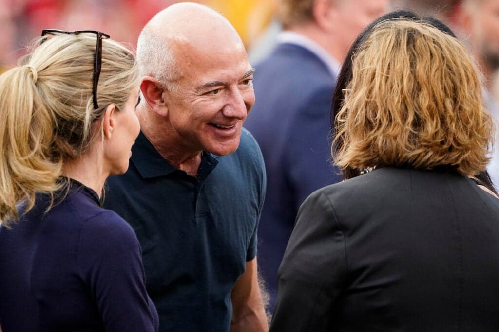 Jeff Bezos Says 'I Would Love To See A Trillion Humans Living In The Solar System' — Then We Could Have '1,000 Mozarts And 1,000 Einsteins' - yahoo.com