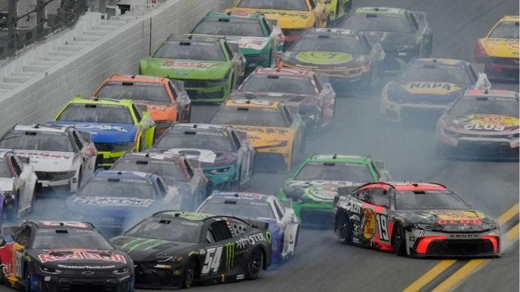 How NASCAR overtime works for Autotrader 400 in Atlanta