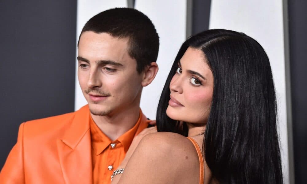 Timothee Chalamet and Kylie Jenner Reportedly ‘Feeling the Strain’ Amid Backlash Over His Arts Comments - Yahoo