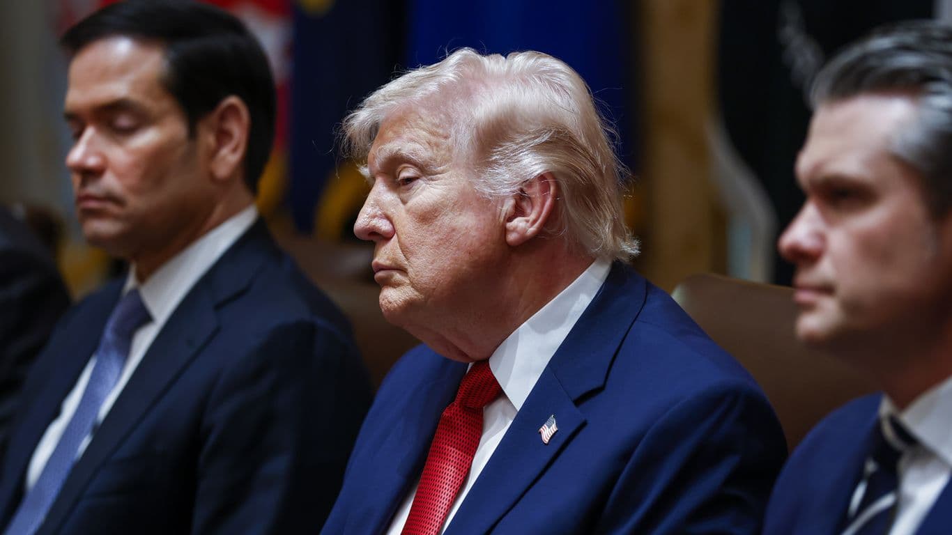 Trump held meeting on Iran war plans after pausing attack - Axios