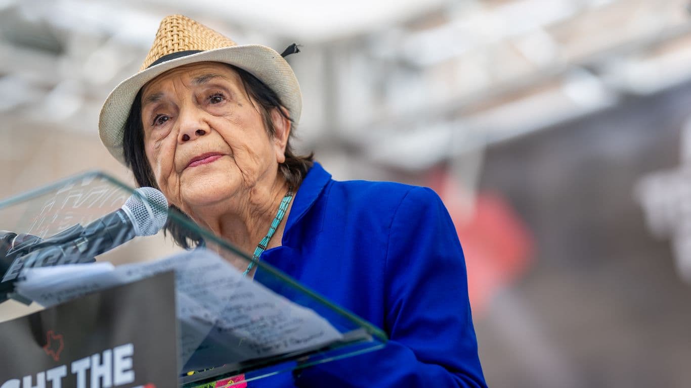 César Chávez allegations grow as Dolores Huerta speaks out - Axios