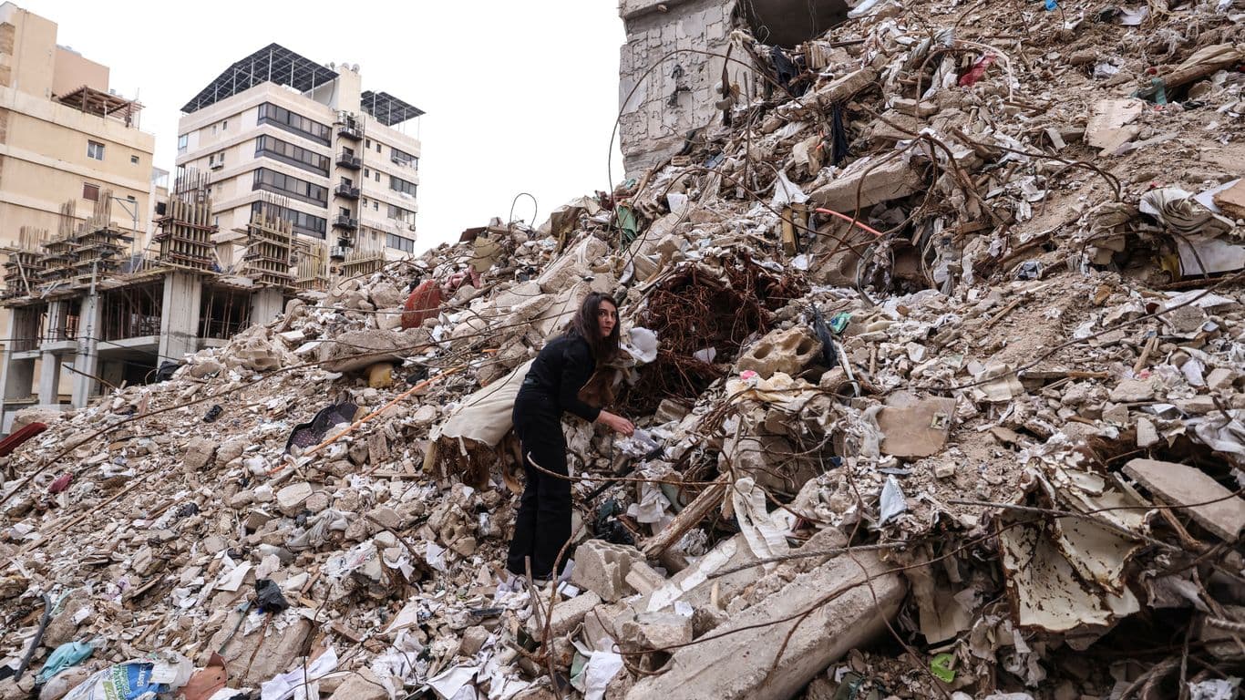 Lebanese official told U.S. that Hezbollah ready for full ceasefire with Israel - Axios