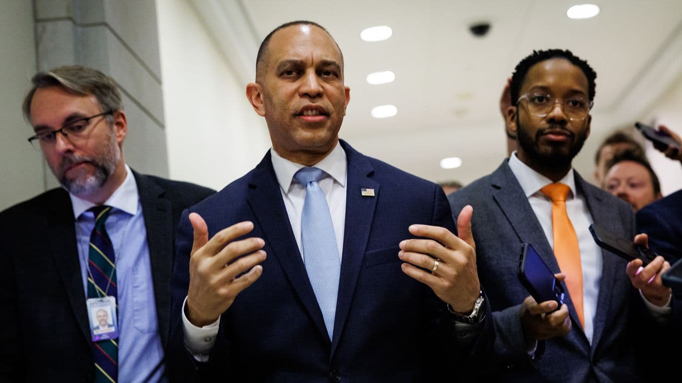 House Democratic leadership signals sudden openness to 25th Amendment push - Axios