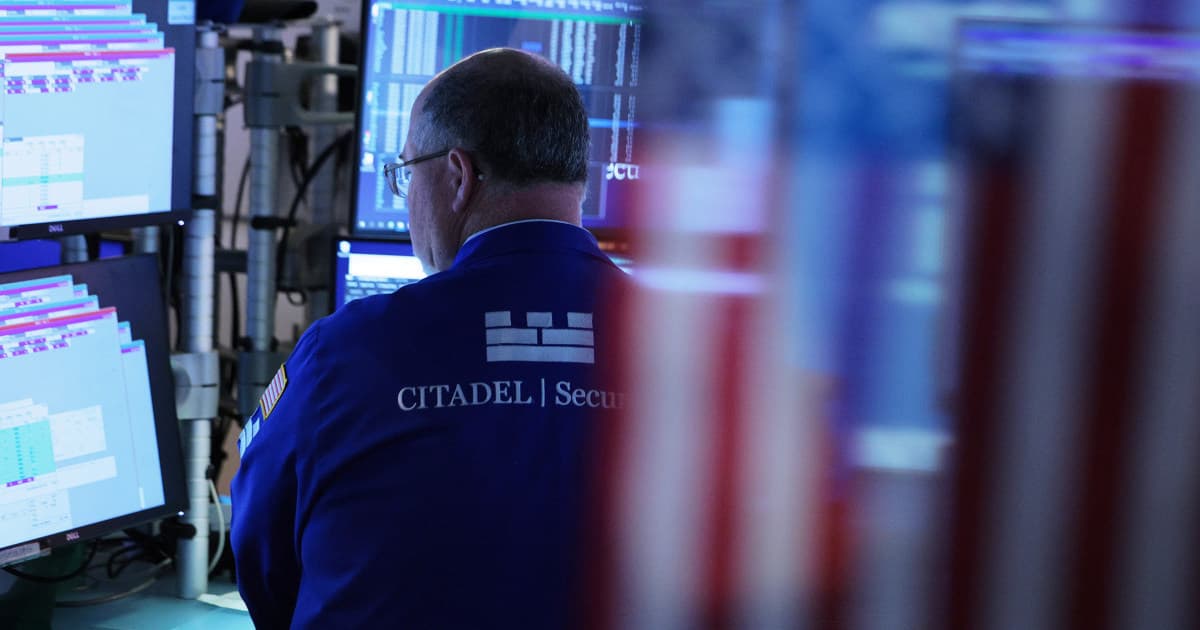 S&P 500 hits new all-time high as investors shrug off Iran war oil price spike - NBC News