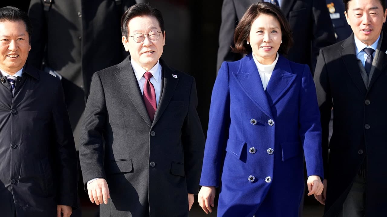 South Korea's proposed platform law could cost U.S. states $525B over the next decade, model estimates - Fox News